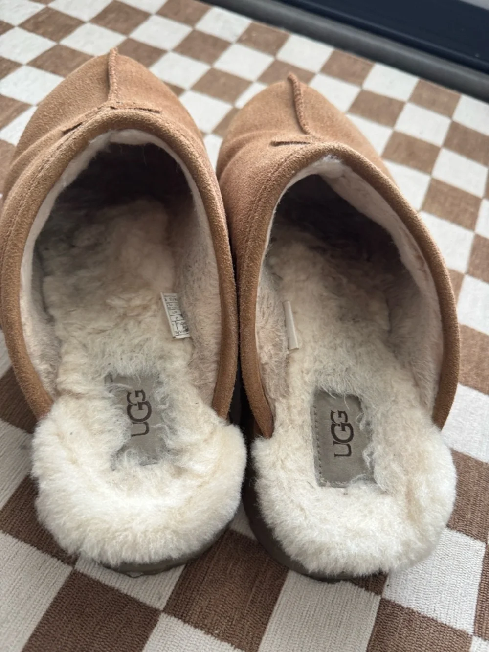 UGG Women's Chestnut Slippers - Picture 5 of 7